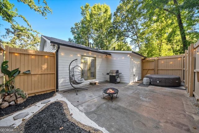 881 Brighton Drive, Lawrenceville, GA 30043