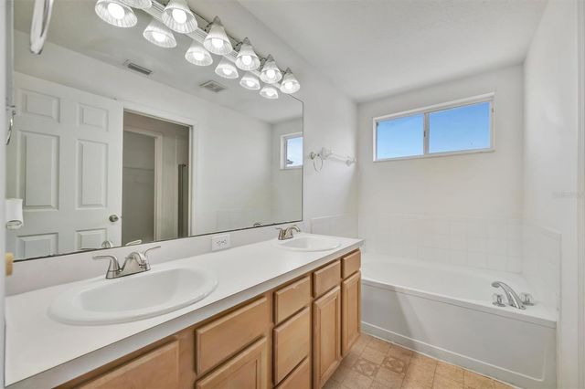 6427 CLAIR SHORE DRIVE, Apollo Beach, FL 33572