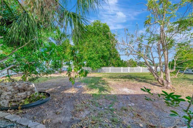 6427 CLAIR SHORE DRIVE, Apollo Beach, FL 33572