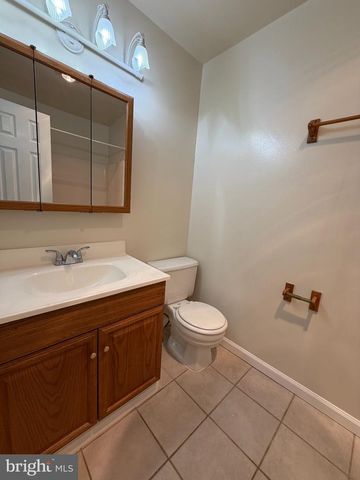 2404 WHITPAIN HLS, Blue Bell, PA 19422