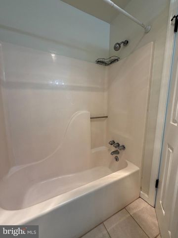 2404 WHITPAIN HLS, Blue Bell, PA 19422