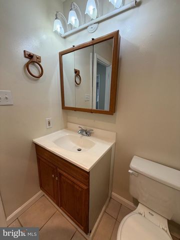 2404 WHITPAIN HLS, Blue Bell, PA 19422