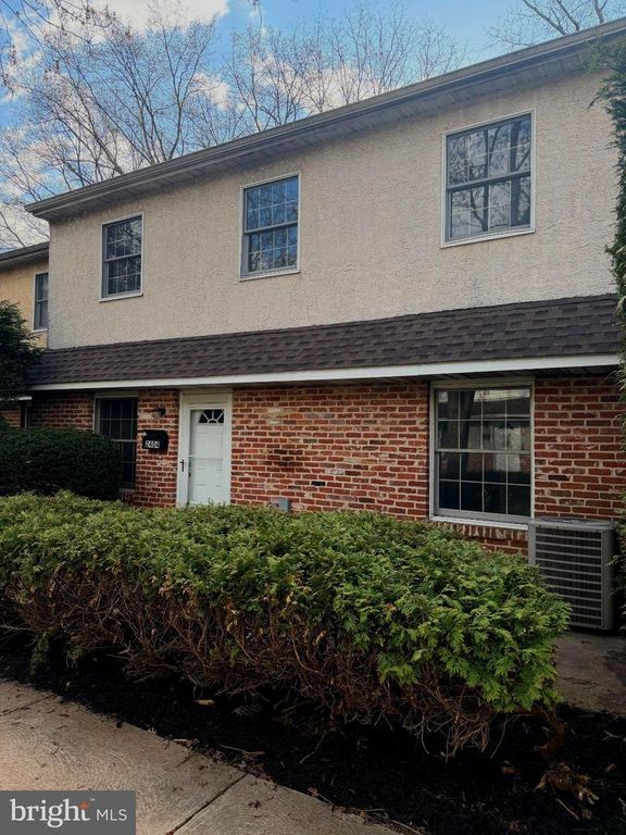 2404 WHITPAIN HLS, Blue Bell, PA 19422