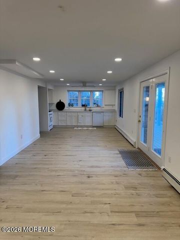 22 Keystone Drive Lower Unit, Atlantic Highlands, NJ 07716