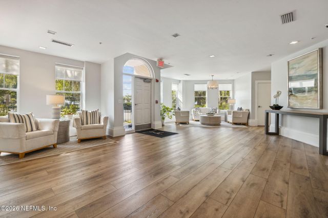 1661 RIVERSIDE Avenue 410, Jacksonville, FL 32204