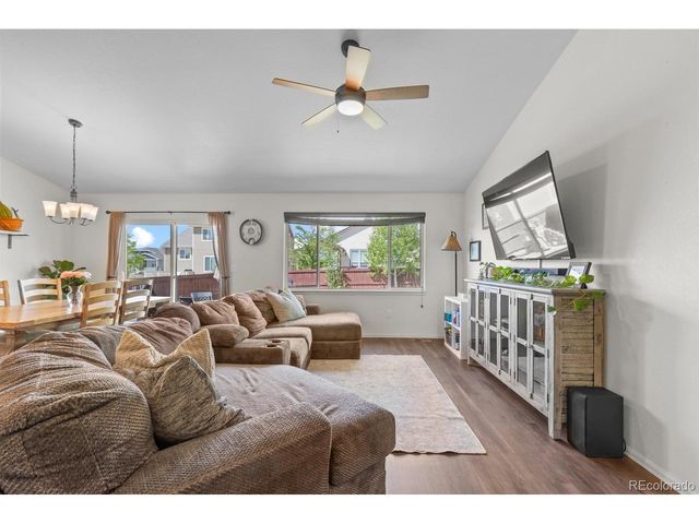 1476 First Light Dr, Windsor, CO 80550