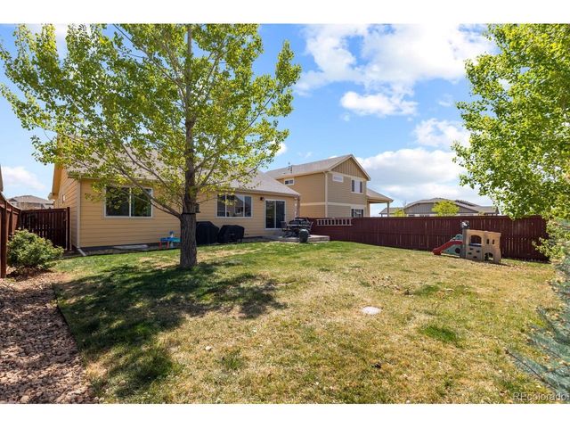 1476 First Light Dr, Windsor, CO 80550