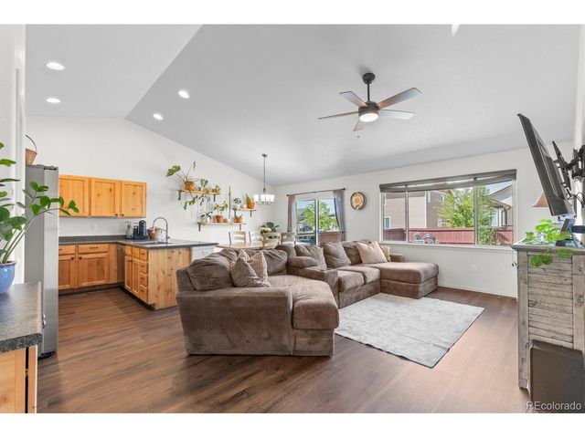 1476 First Light Dr, Windsor, CO 80550