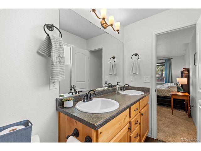 1476 First Light Dr, Windsor, CO 80550