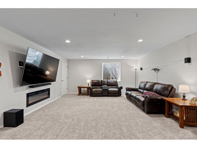 1476 First Light Dr, Windsor, CO 80550