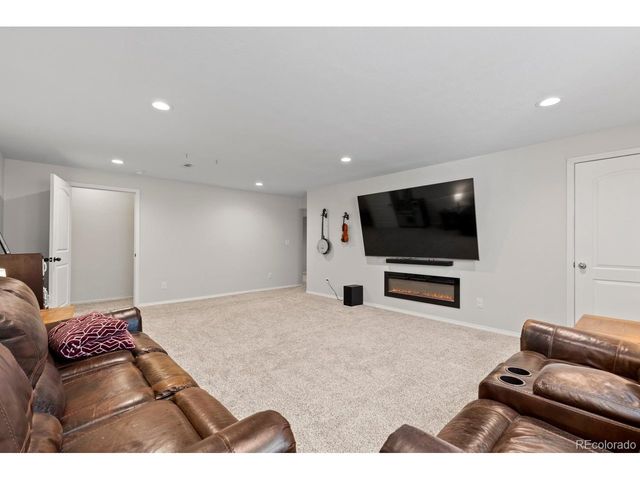 1476 First Light Dr, Windsor, CO 80550