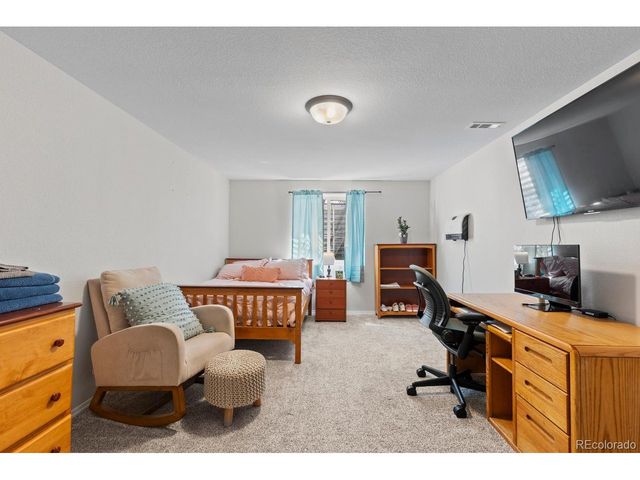 1476 First Light Dr, Windsor, CO 80550