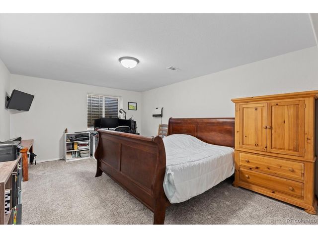 1476 First Light Dr, Windsor, CO 80550