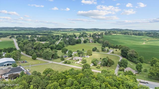 212 Old Athens Pike, Sweetwater, TN 37874