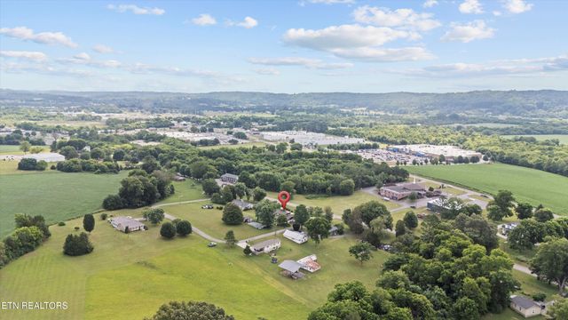 212 Old Athens Pike, Sweetwater, TN 37874