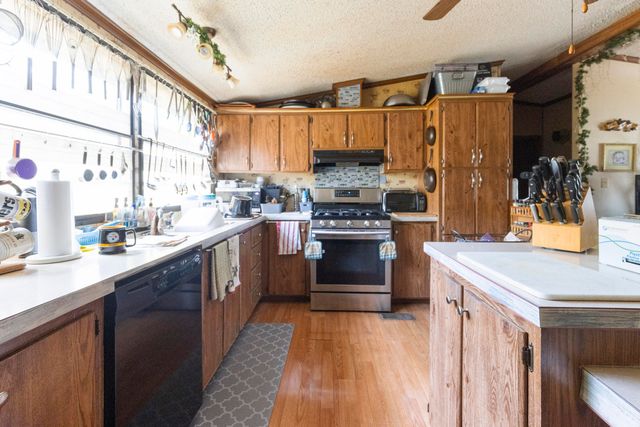 62330 E 320 Road, Grove, OK 74344