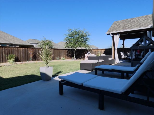 1715 Indigo Creek Lane, Wylie, TX 75098