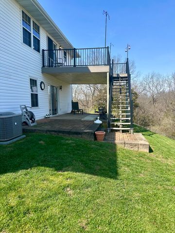 3837 W Hanover Street, Springfield, MO 65807