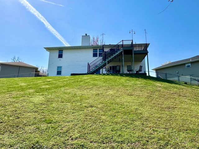 3837 W Hanover Street, Springfield, MO 65807