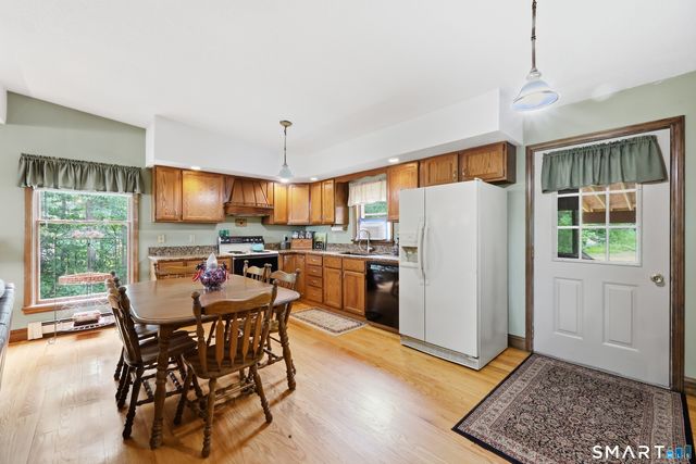 229 Deepwood Drive, Lebanon, CT 06249