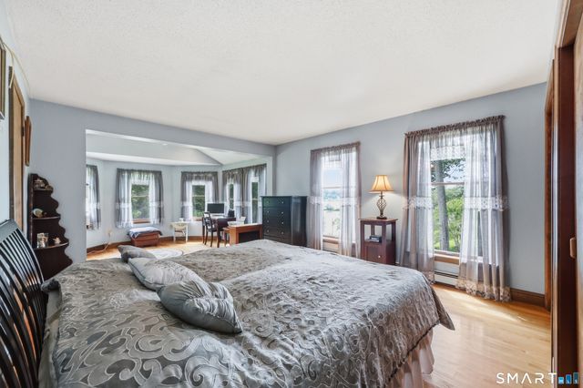 229 Deepwood Drive, Lebanon, CT 06249