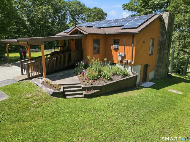 229 Deepwood Drive, Lebanon, CT 06249