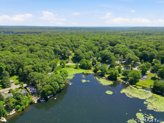229 Deepwood Drive, Lebanon, CT 06249
