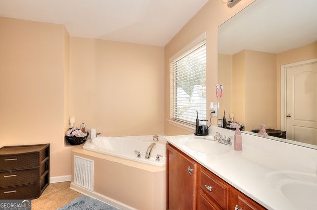 1398 Scenic Pines Drive, Lawrenceville, GA 30044