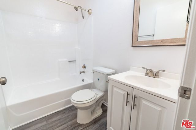 311 S New Hampshire Avenue, Los Angeles, CA 90020