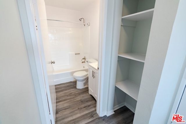 311 S New Hampshire Avenue, Los Angeles, CA 90020