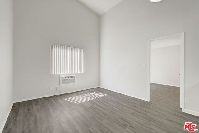 311 S New Hampshire Avenue, Los Angeles, CA 90020