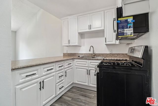 311 S New Hampshire Avenue, Los Angeles, CA 90020