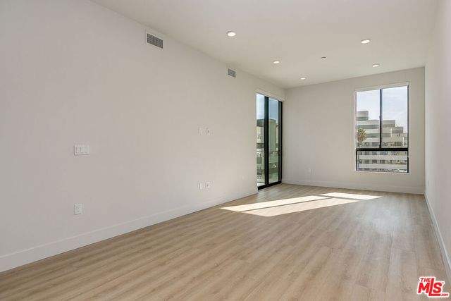 3833 Dunn 408, Culver City, CA 90232