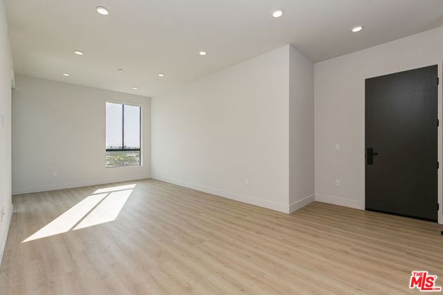 3833 Dunn 408, Culver City, CA 90232