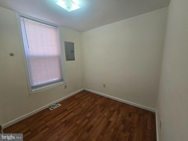 503 N 40TH ST, Philadelphia, PA 19104