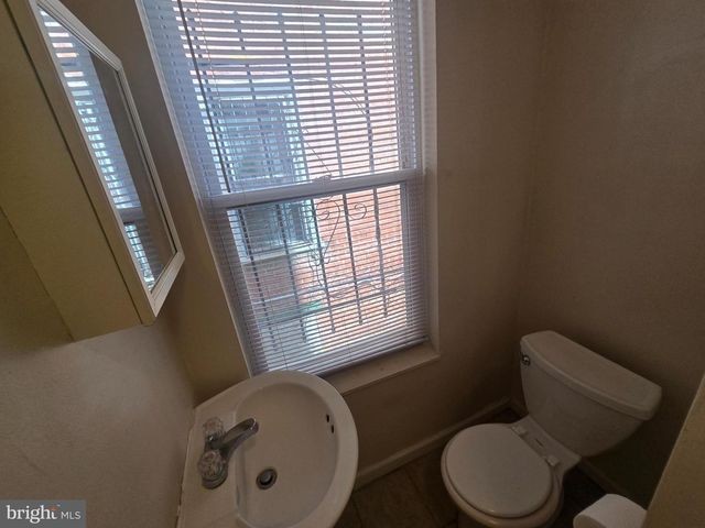 503 N 40TH ST, Philadelphia, PA 19104