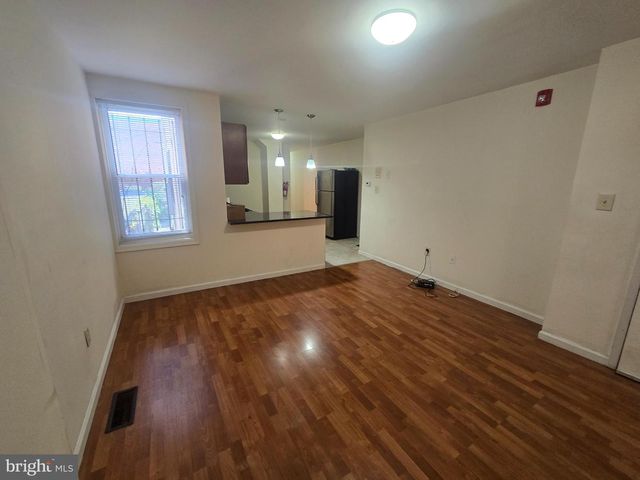 503 N 40TH ST, Philadelphia, PA 19104