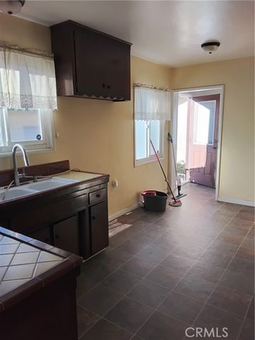 760 N Sunset, West Covina, CA 91790