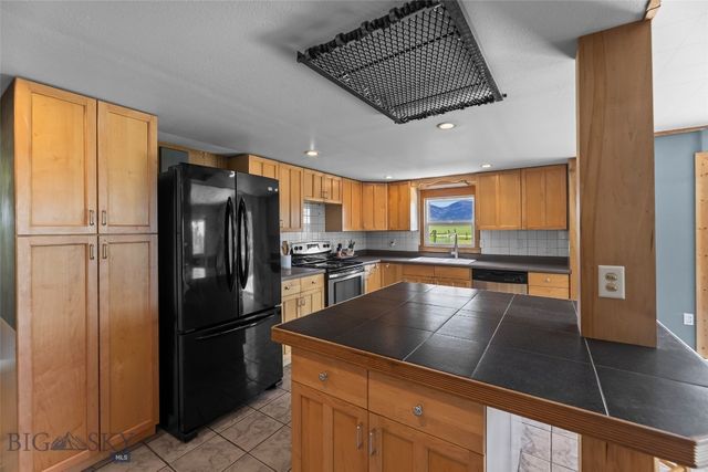 5321 E Gallatin, Belgrade, MT 59714