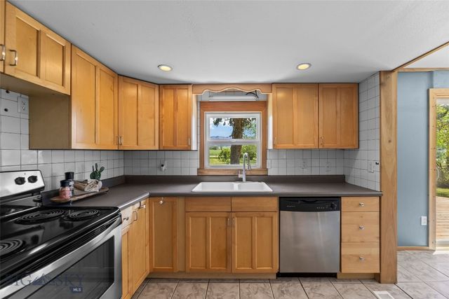 5321 E Gallatin, Belgrade, MT 59714