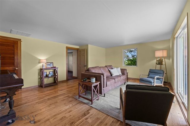 5321 E Gallatin, Belgrade, MT 59714