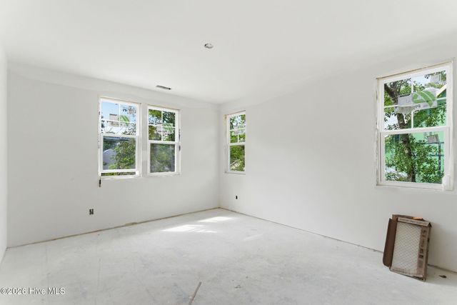 128 Stones Throw Lane, Wilmington, NC 28411