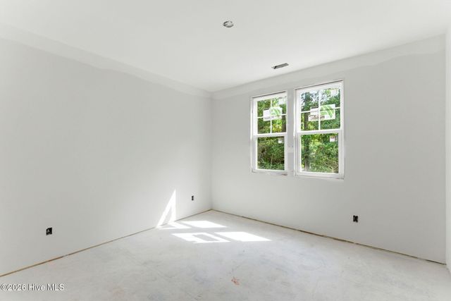 128 Stones Throw Lane, Wilmington, NC 28411