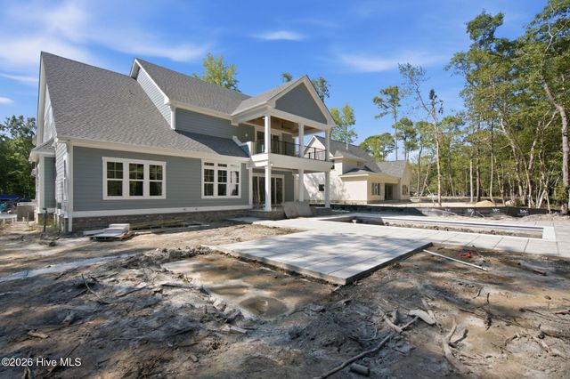 128 Stones Throw Lane, Wilmington, NC 28411