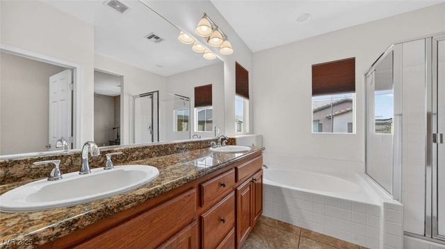 11428 Belmont Lake Drive 101, Las Vegas, NV 89135