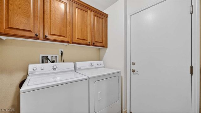 11428 Belmont Lake Drive 101, Las Vegas, NV 89135