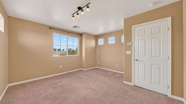 11428 Belmont Lake Drive 101, Las Vegas, NV 89135