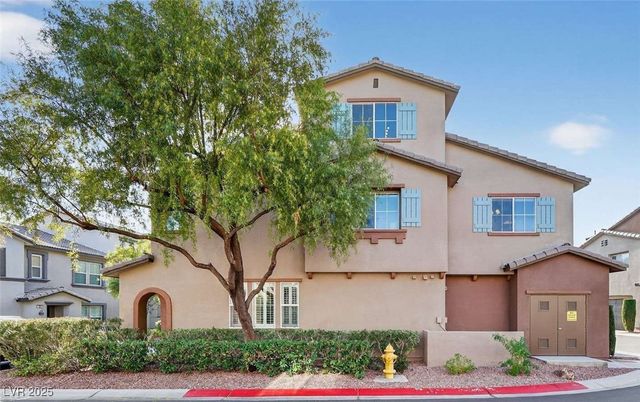 11428 Belmont Lake Drive 101, Las Vegas, NV 89135