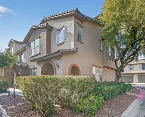 11428 Belmont Lake Drive 101, Las Vegas, NV 89135