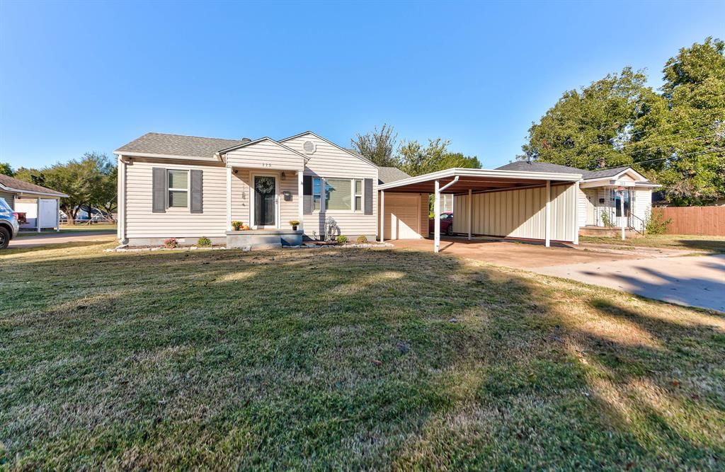 115 S Classen Avenue, Moore, OK 73160